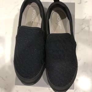 Vionic Roza size 8